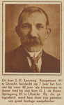 873101 Portret van J.P. Laureng (Knopstraat 44) te Utrecht, die 40 jaar timmerman is bij G.J. de Borst, timmerman en ...